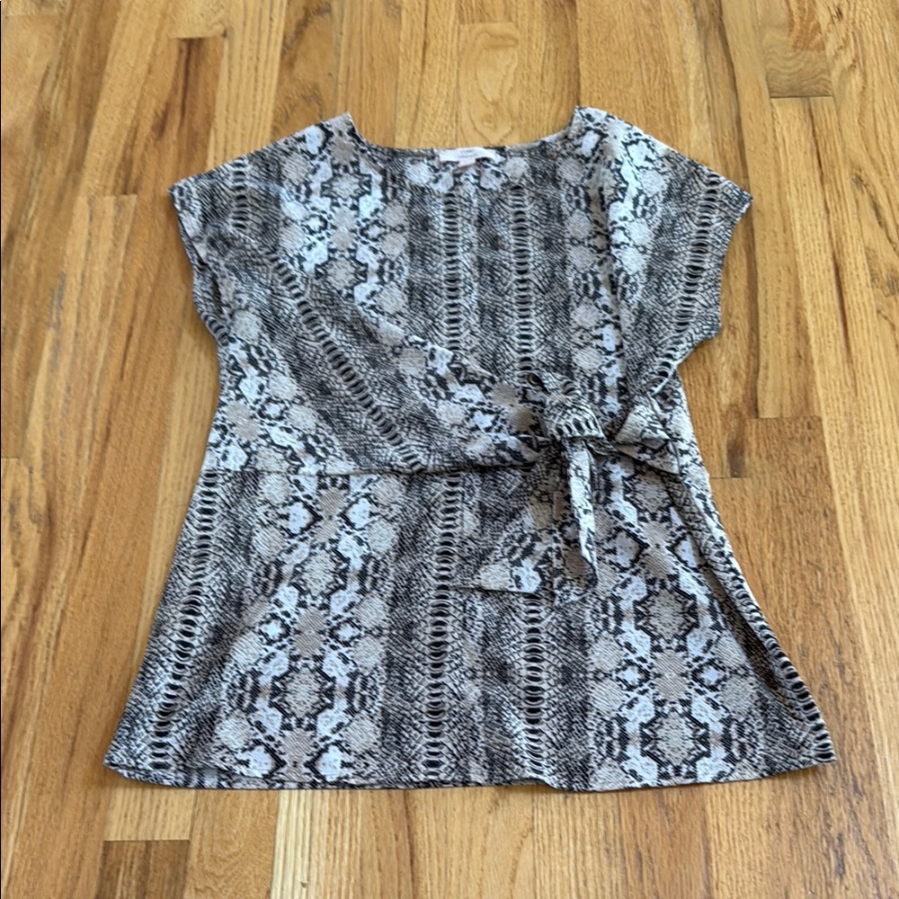 Como Vintage Snakeskin Print Tie Front Blouse, Size XS